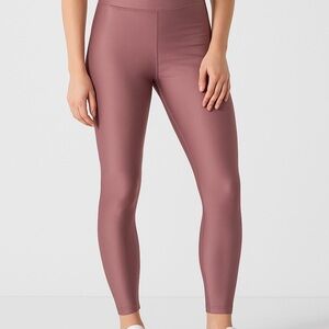 Noli Activewear Liquid Gloss Leggings • Metallic Lilac • Size XL • Made in USA